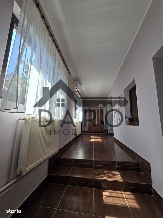 Casa in Livezeni , 140  mp utili , in centrul localitatii .