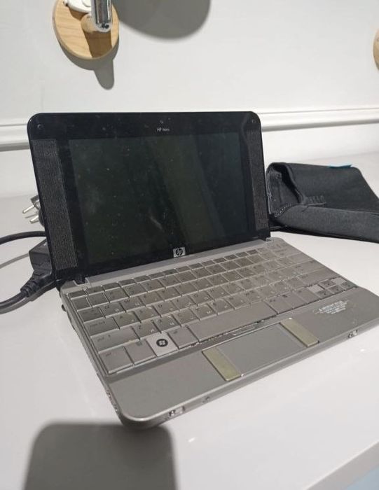 Продам нетбук HP