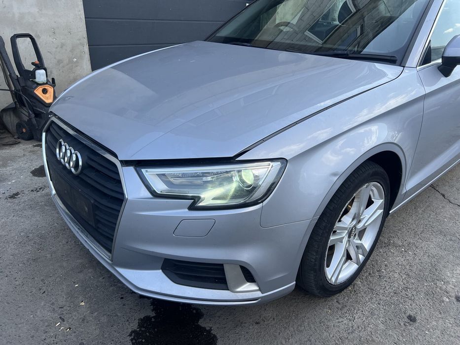 Fata completa Audi A3 8V Berlina 2016