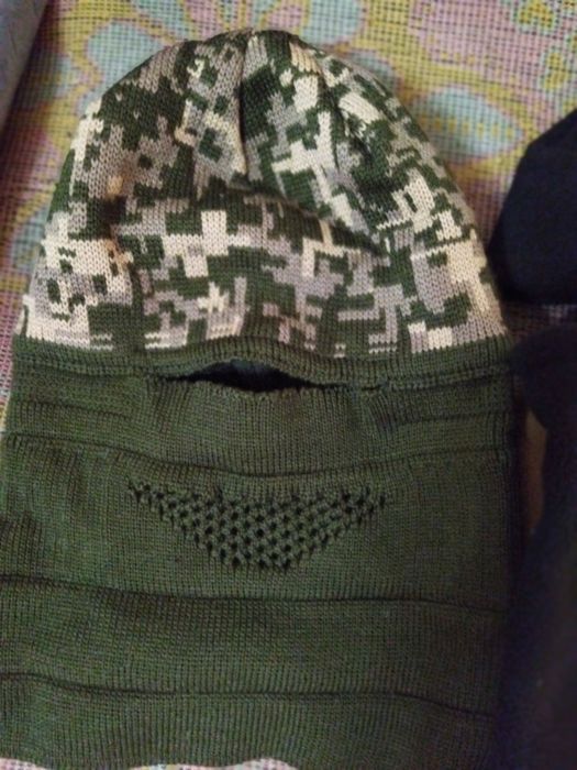 Шапочки маски  флис шарфы баф