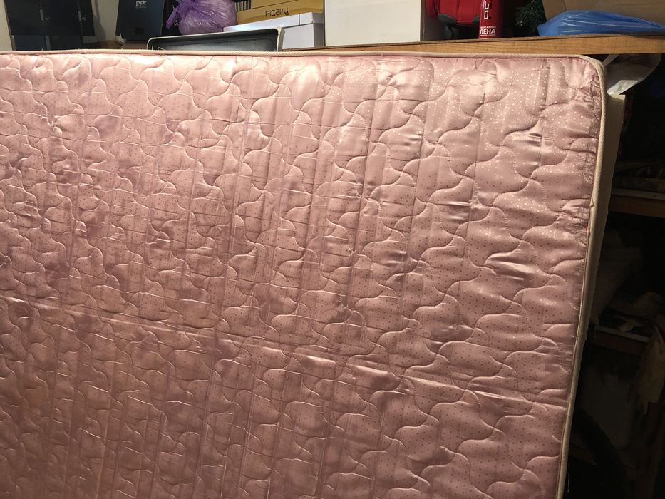 Продам матрац 160см на200см