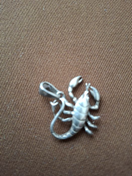 Сребърни бижута,колие с полускъпоценни камъни.