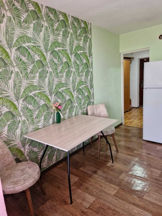 1 комн кв. 4 мкр  улучшенной планировки