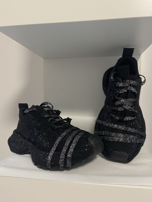 Дамски обувки с камъни