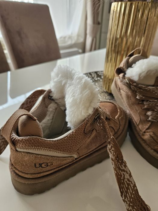 UGG Sneakers Lowmel, masura 35