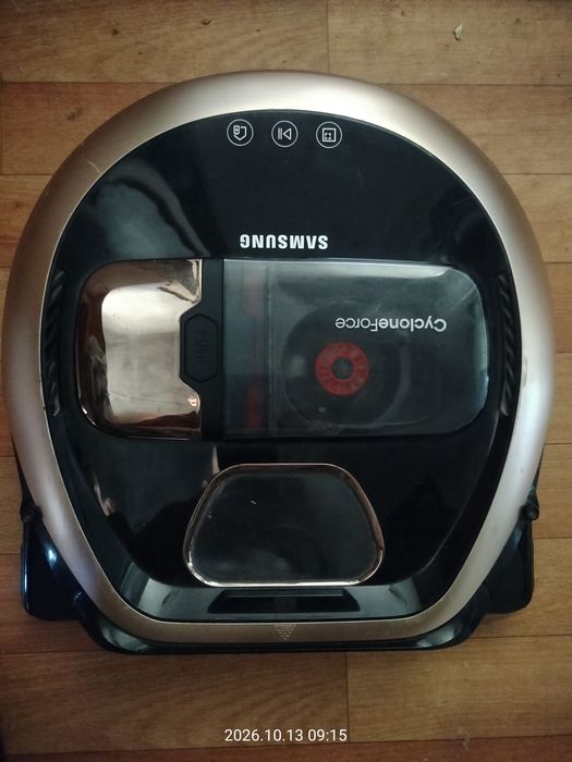 продам робот-пылесос Samsung ( sr20m7070wd )