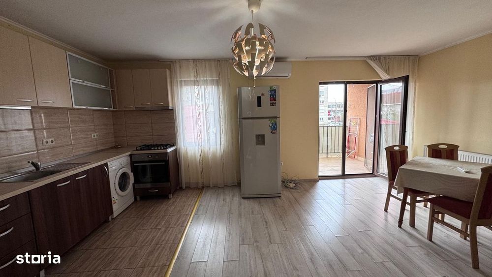 Apartament 3 cam de închiriat, cart. Rogerius