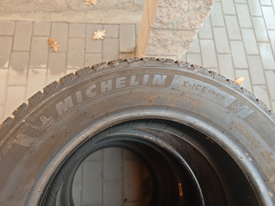 Продам зимние шины