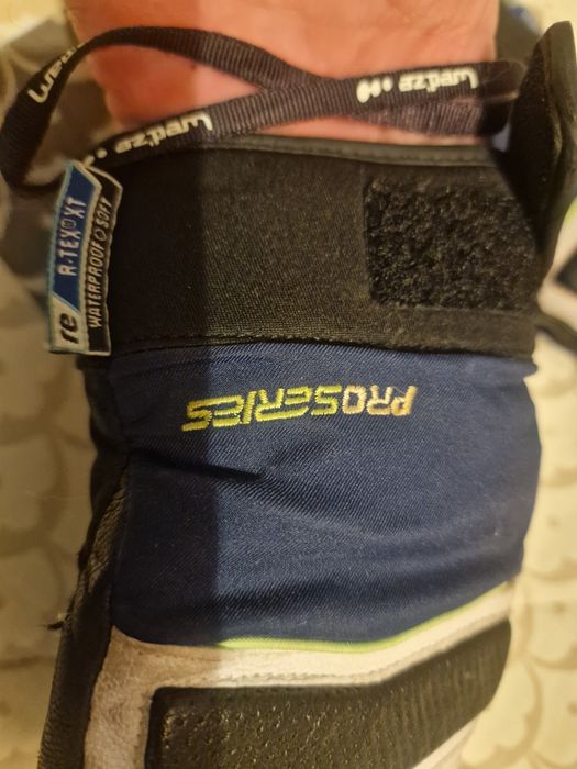 Vând manusi ski Reusch