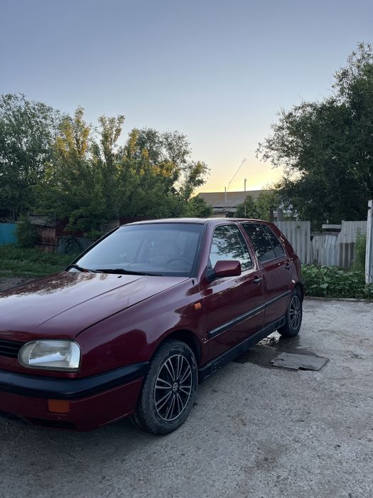 В продаже volkswagen golf 3