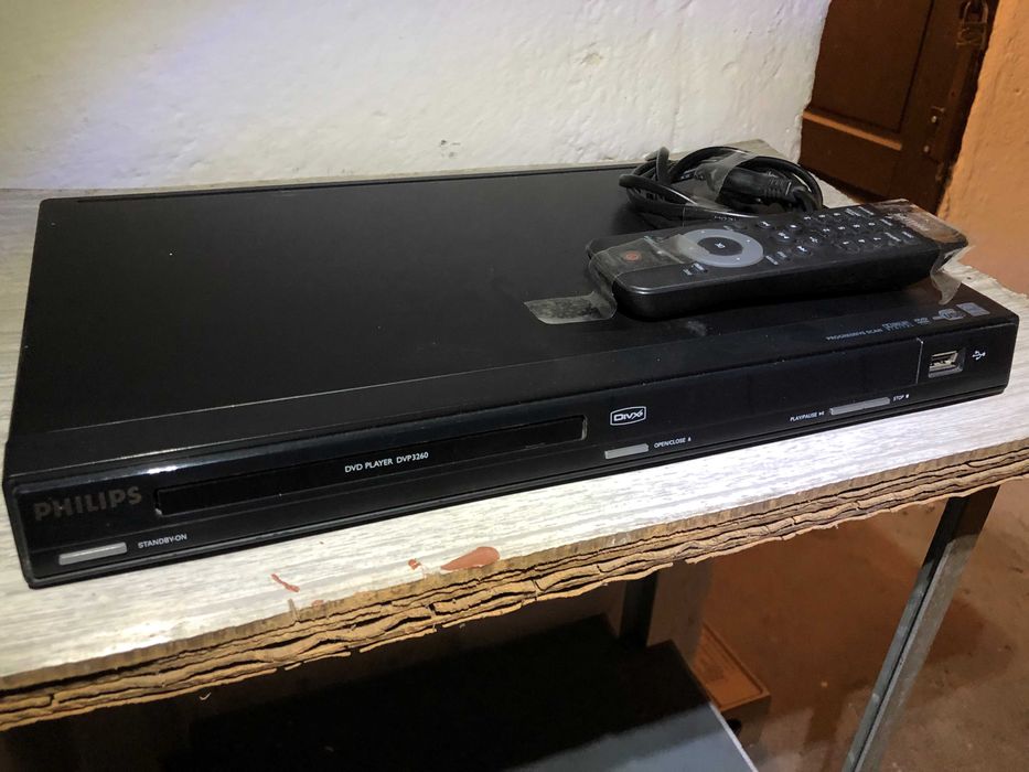 Vand DVD player Philips - DVDP3260, in stare buna