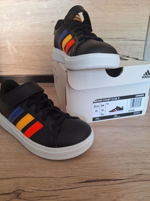 ADIDAS Обувки Grand Court Lifestyle Court
ЧИСТО НОВИ,БЕЗ ЗАБЕЛЕЖКА.
За по тясно детско краче са.На моето дете са тесни.
Номер 28 
Цена 18 евро