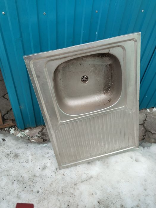 Подаются две мойки