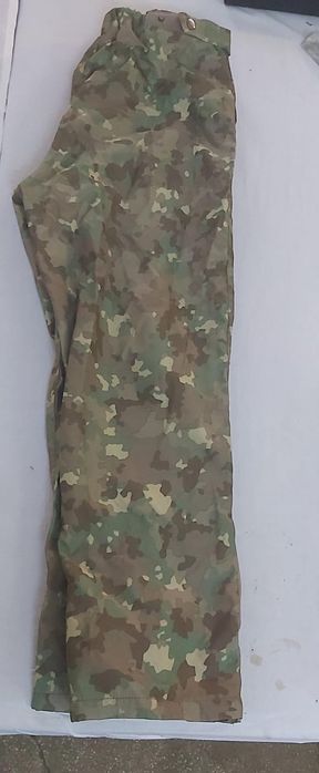 Pantalon impermeabili , mărime S