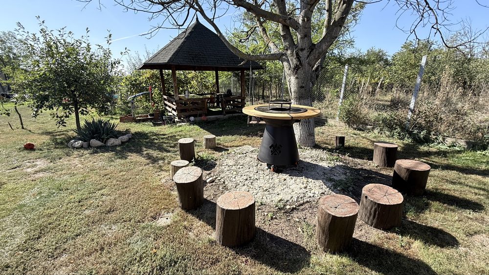 Se vinde casa vacanta