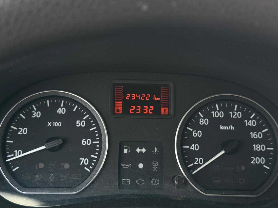 Vând Dacia Sandero Stepway 2012