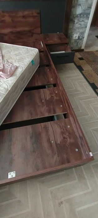 Кровать двухспалка с матрацом