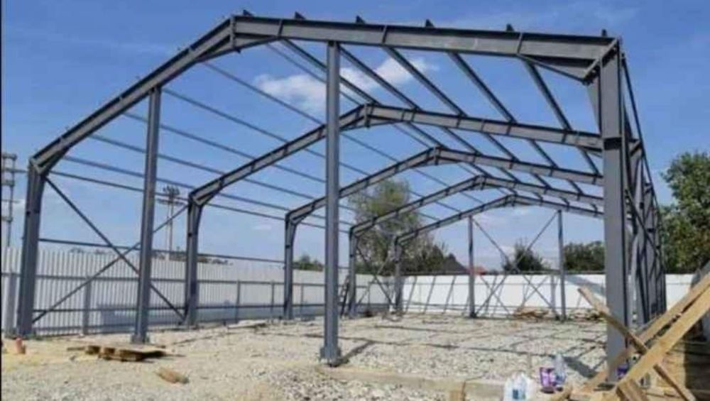 Vand hale metalice și structuri