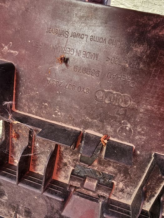 Bara fata Audi A3 S-Line / S3 8Y dupa 2020 cod 8Y0807437F