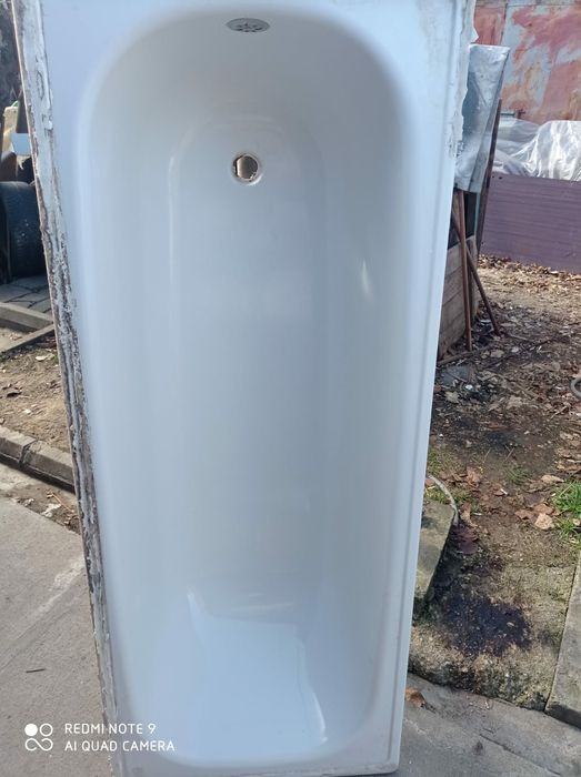 Oferta cadă din fibră / plastic baie 70X1,70m 200 lei