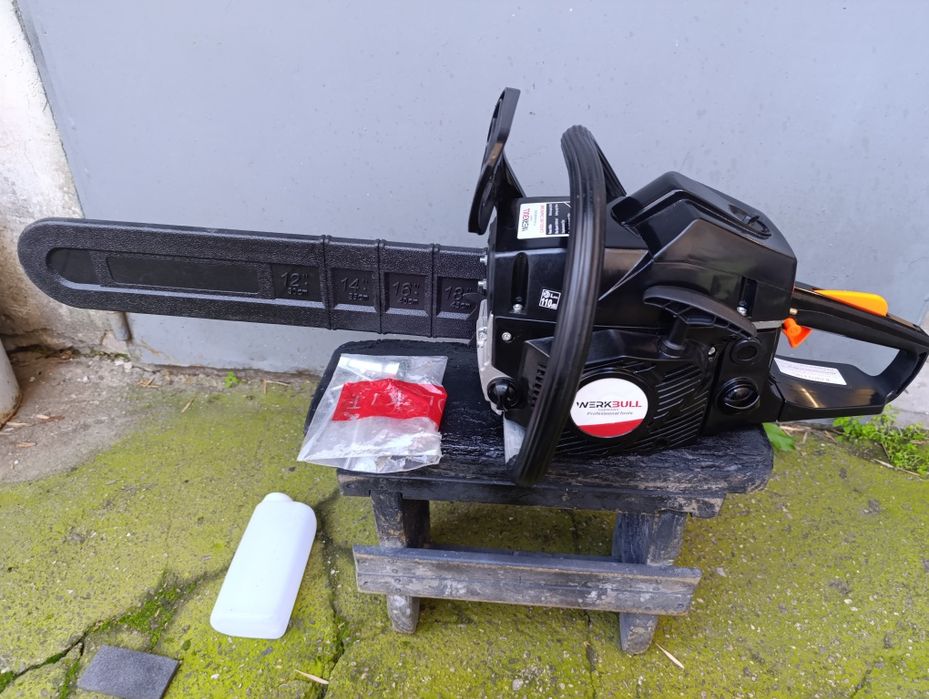 Две Водоструйки и бензинова резачка за дърва