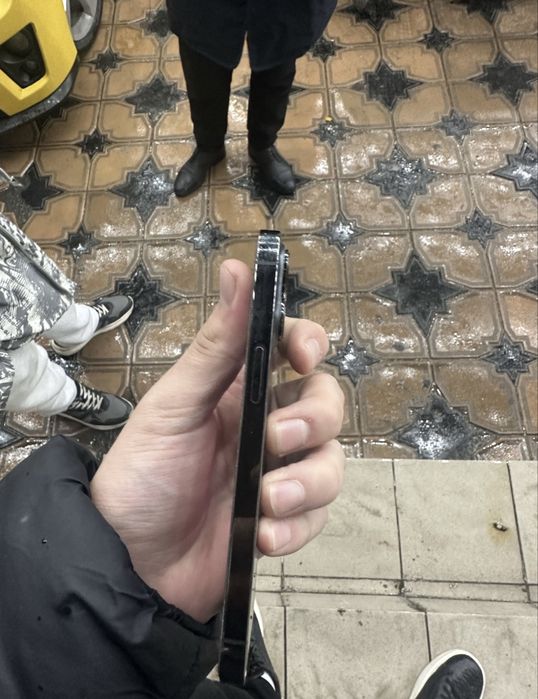 Айфон 13 про.