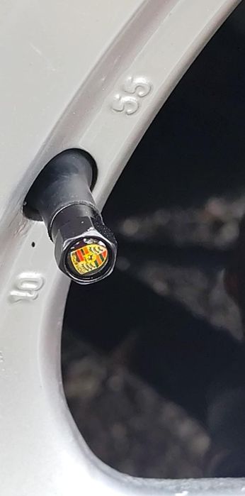 Капачки за вентили за Порше / Porsche капачки / Порше капачки