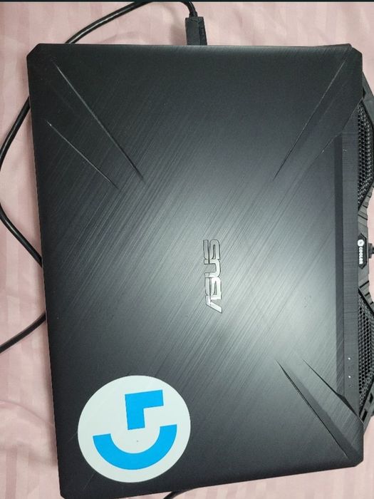 Laptop Gaming Asus TUF FX505DU Ryzen 7