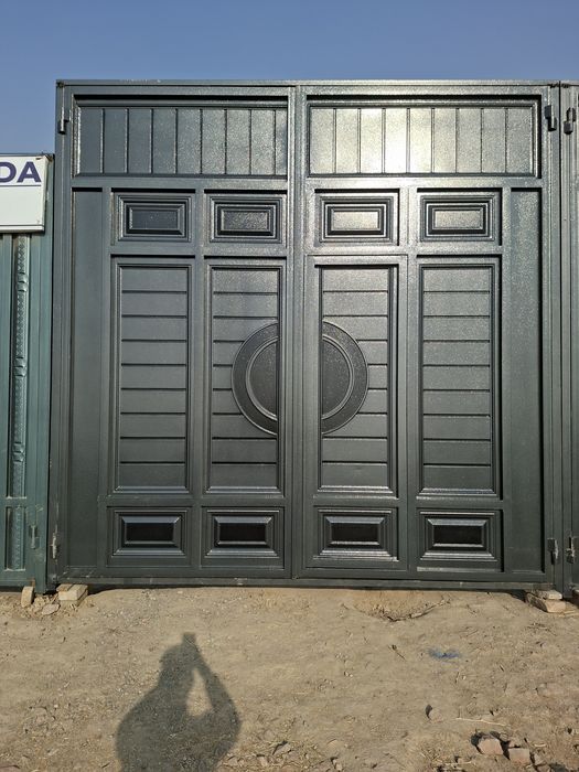 Темир дарвоза сотилади