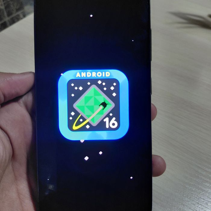 Обменяю samsung Galaxy s23 256 гб