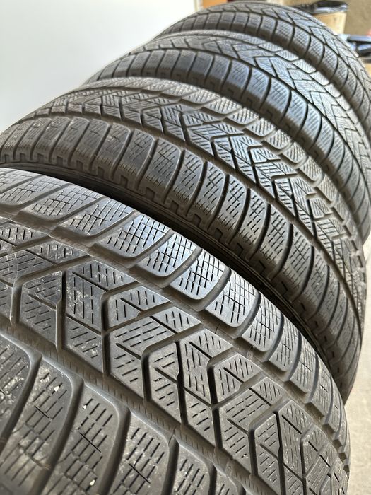Set anvelope 235/55 R19 Pirelli iarnă (M+S)