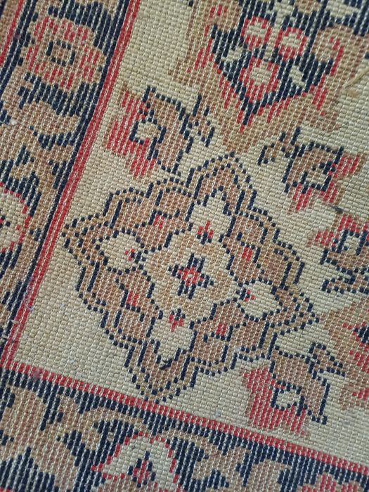 Продам ковер.шерсть( 200×300) есть 2 шт