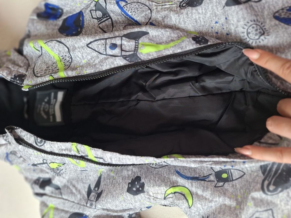 Чисто нов космонафт от George, размер 104 (3-4 години)