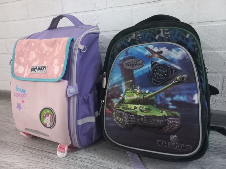 Продам два портфеля б/у