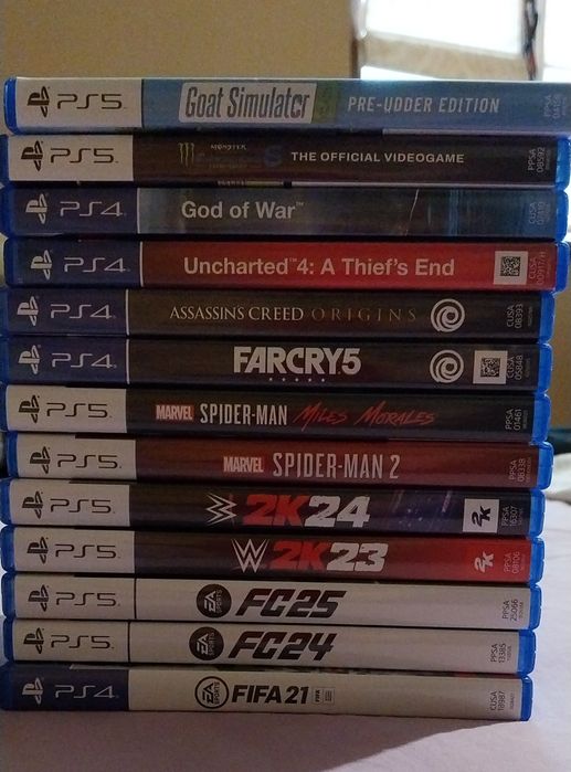 Комплект игри за PS4