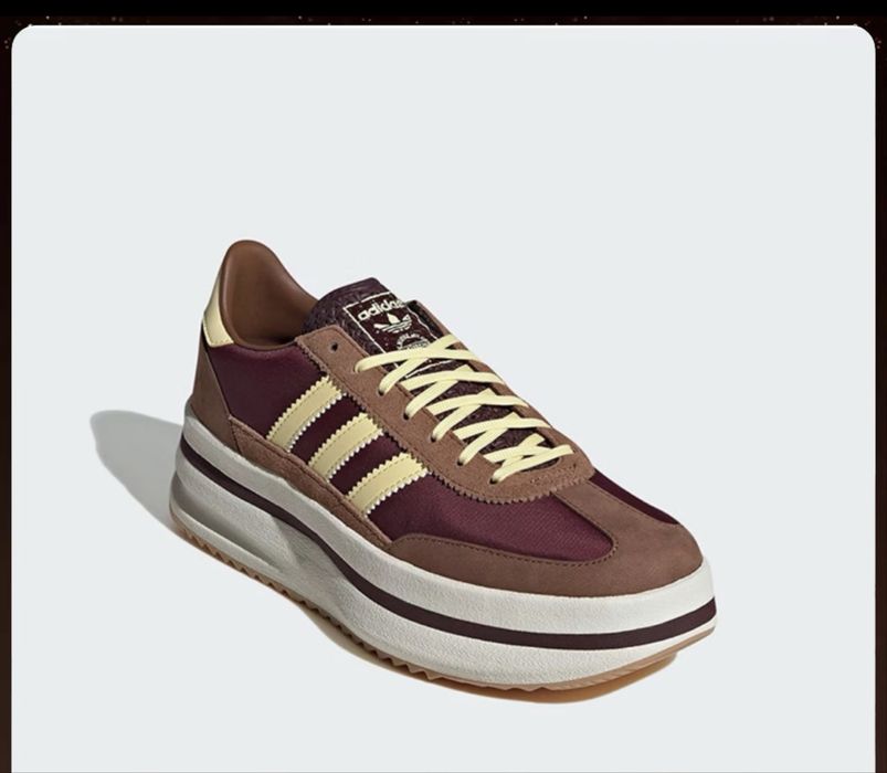 Кроссовки Adidas  39