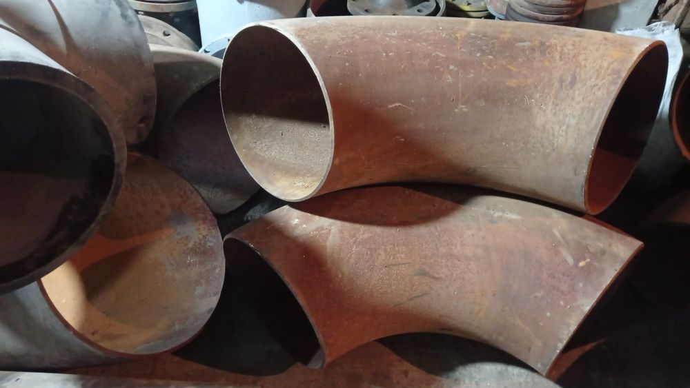 Продам отводы 219*14