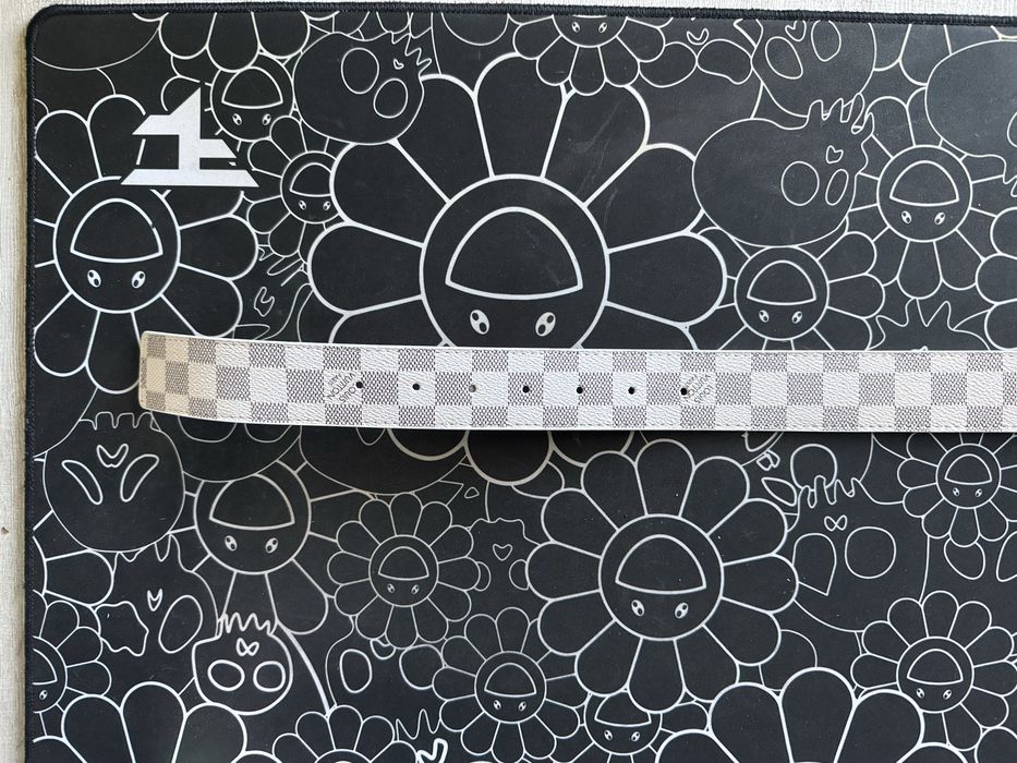 Curea alba Lv louis vuitton