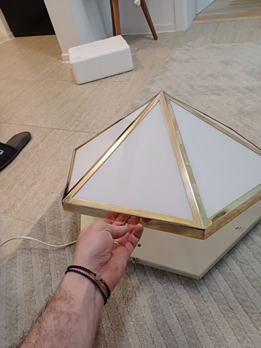 Accesoriu decor lumina vintage colectie alama opalina Austria 1960