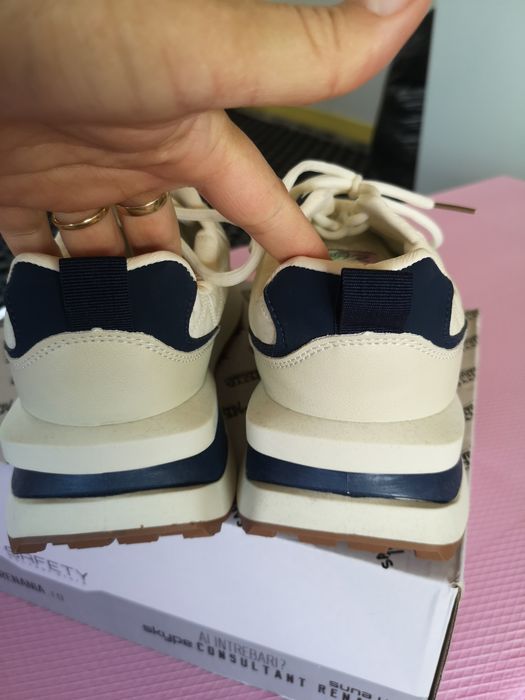 Adidași bărbați, mărimea 43. Noi.