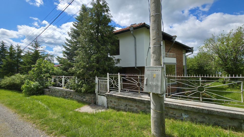 Продава се Къща в с. Големо Бучино, Област Перник - 150 кв.м за 1934 €/кв.м - Снимка #19