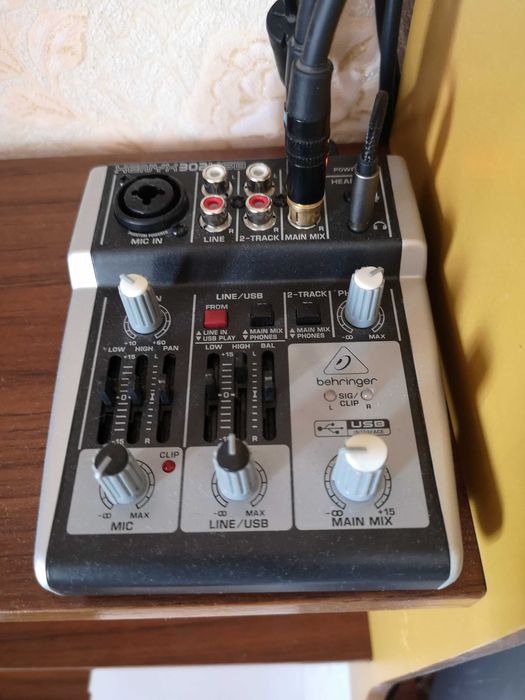 Студийные мониторы KRK Rockit5 Gen3