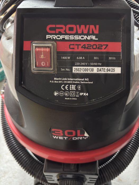 Строительный Пылесос CROWN 30L