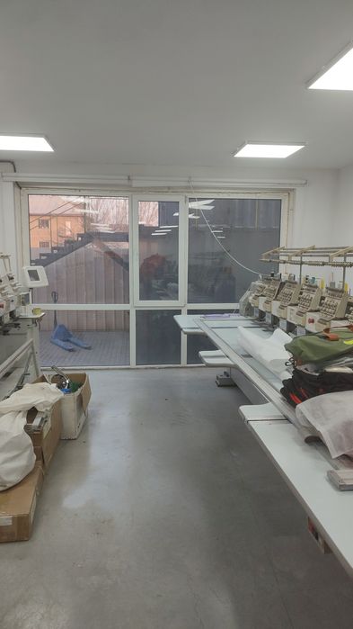 Окна и двери  витрожи