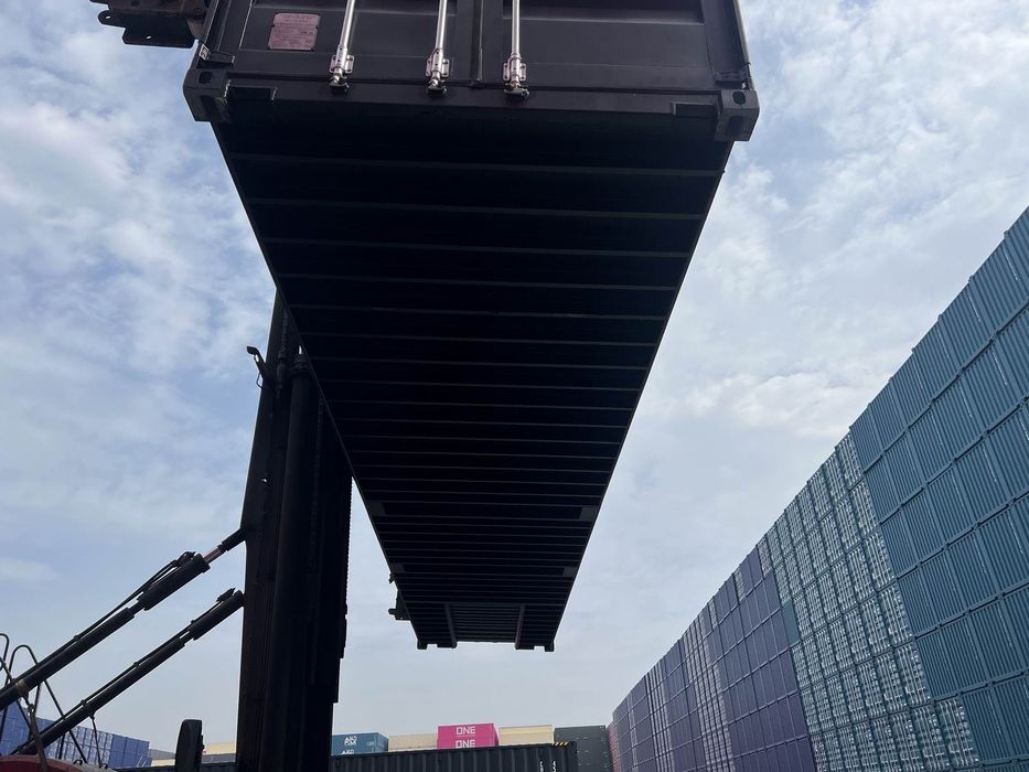 Container maritim 40 HC – Nou (First Trip)