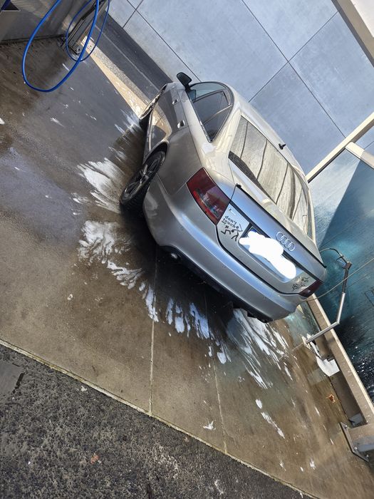 Vând audi a6 3.0 quattro mai multe detalii in  privat