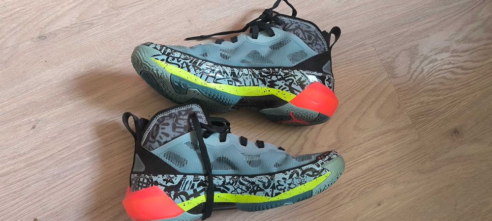 Nike Air Jordan XXXVII Satou