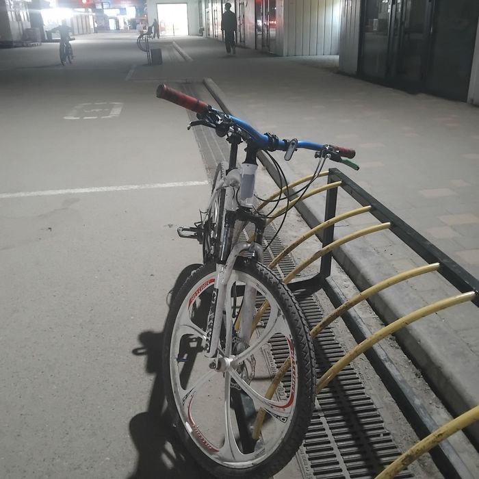 Продаю велик BMW