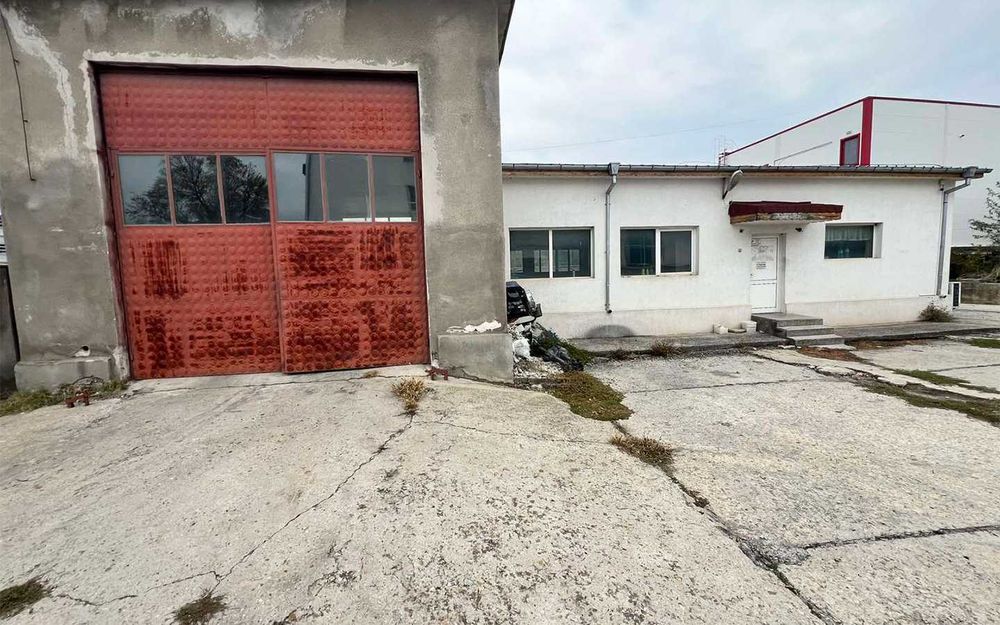 Продава се Промишлена сграда в Търговище, Център - 1628 кв.м за 306 €/кв.м - Снимка #5