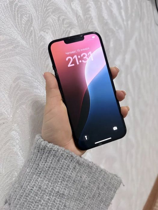 Продам iPhone 13 айфон 13